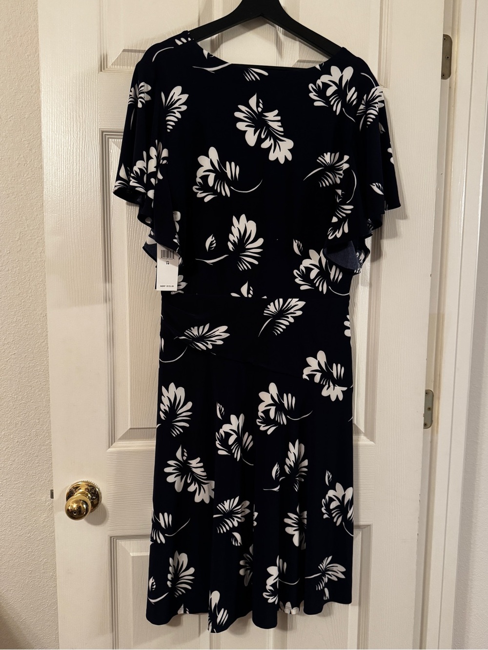 Lauren Ralph Lauren | NWT Women’s Navy and White Floral Wrap Midi Dress Size 14 - Picture 2 of 9